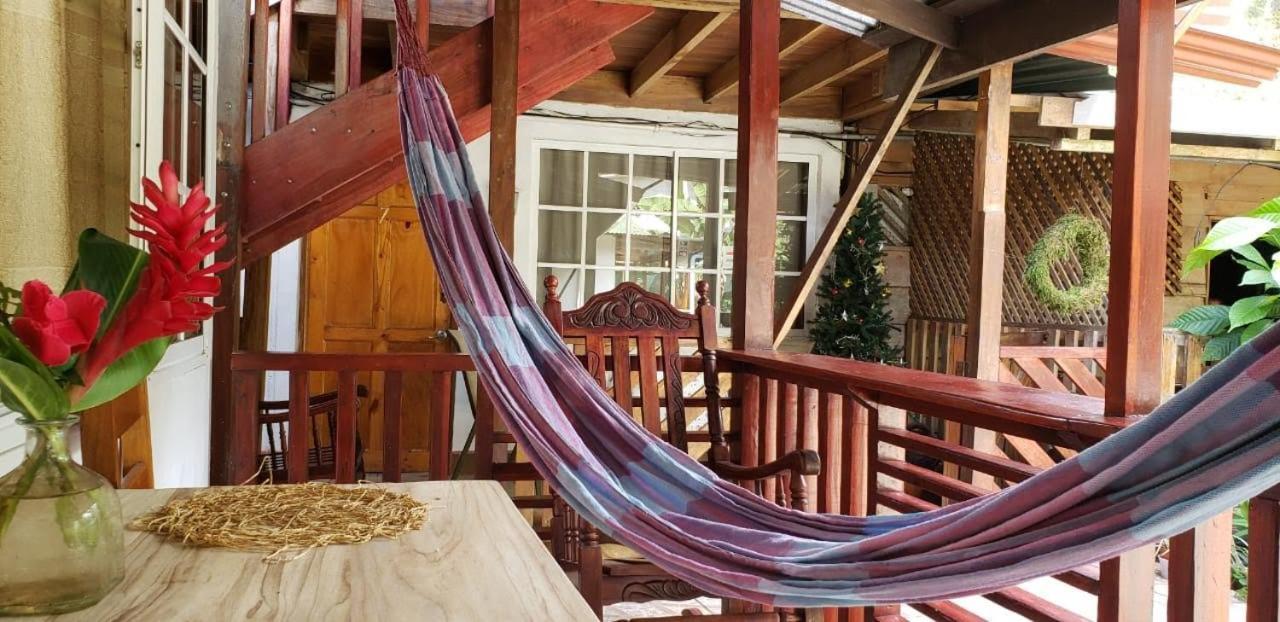 Hostal Cecilia Puerto Viejo de Talamanca المظهر الخارجي الصورة
